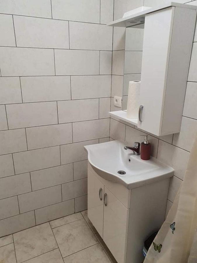 Aldi 1 Daire Pula Dış mekan fotoğraf