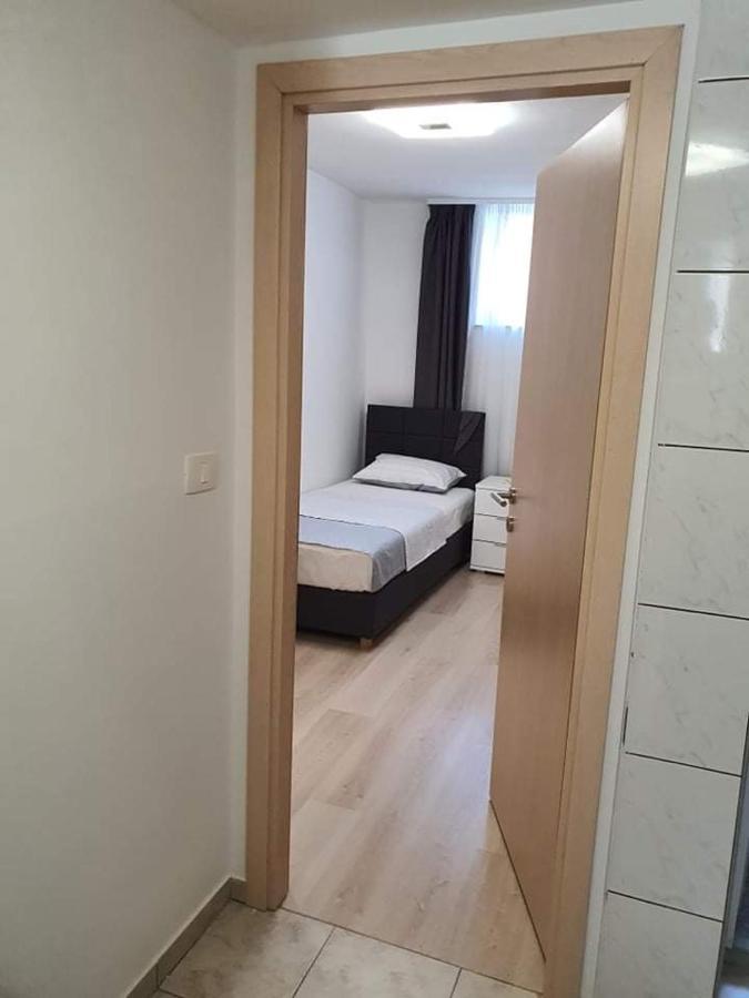 Aldi 1 Daire Pula Dış mekan fotoğraf